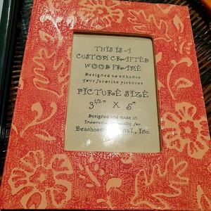 NWT. Handcrafted Wood Photo Frame